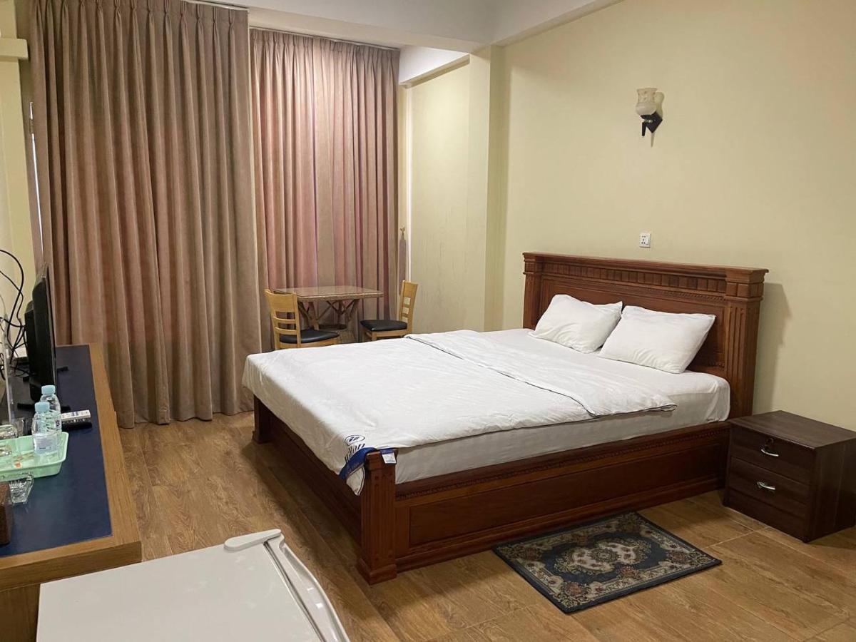 Blue Sky Guest House Phnom Penh Bagian luar foto