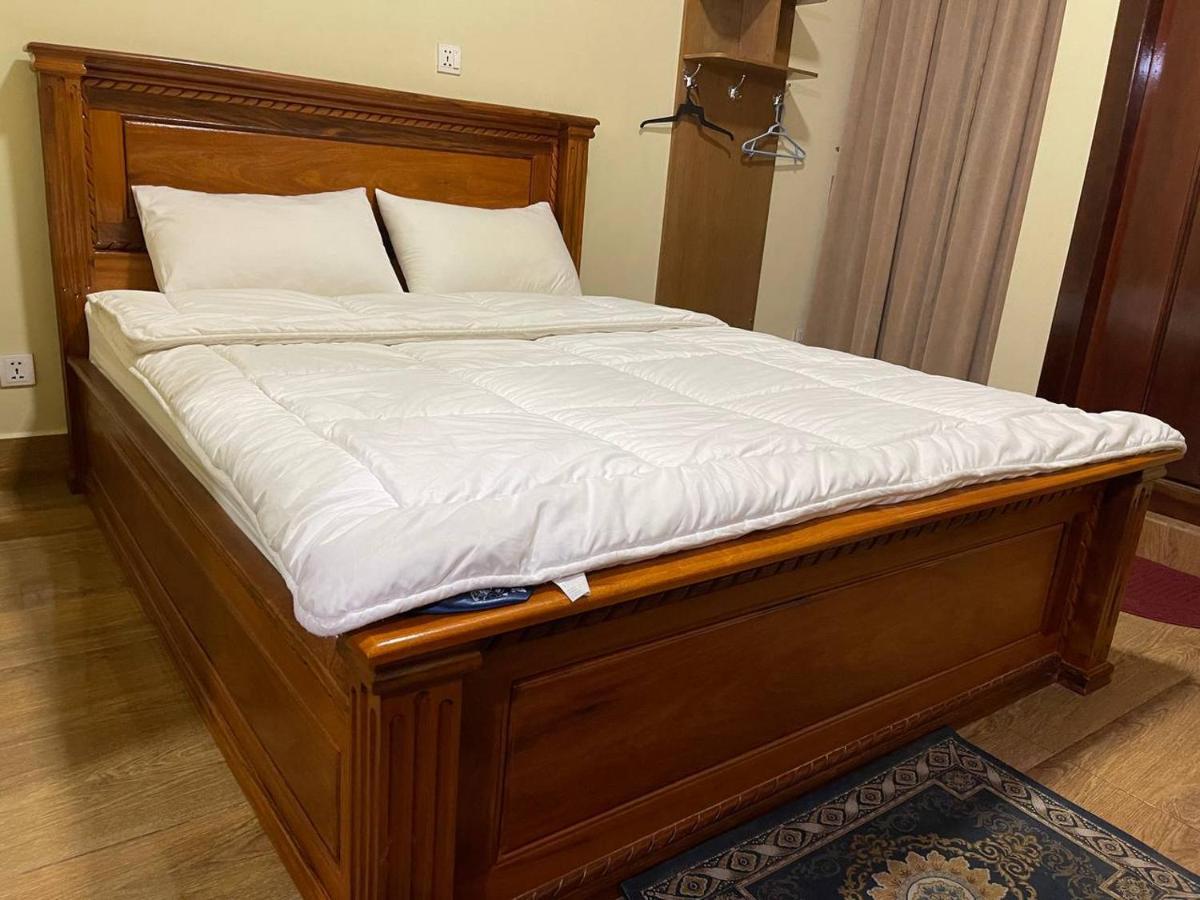 Blue Sky Guest House Phnom Penh Bagian luar foto