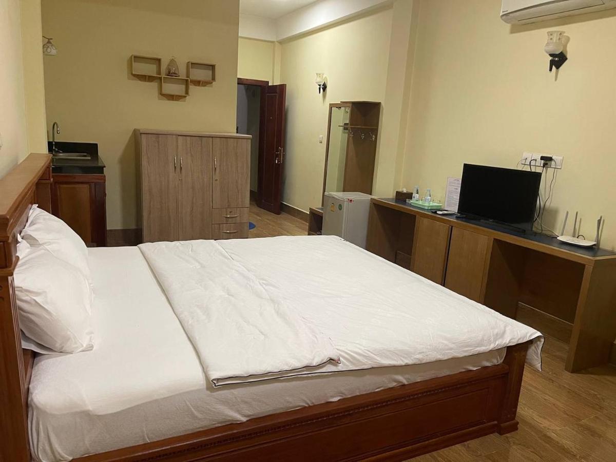 Blue Sky Guest House Phnom Penh Bagian luar foto