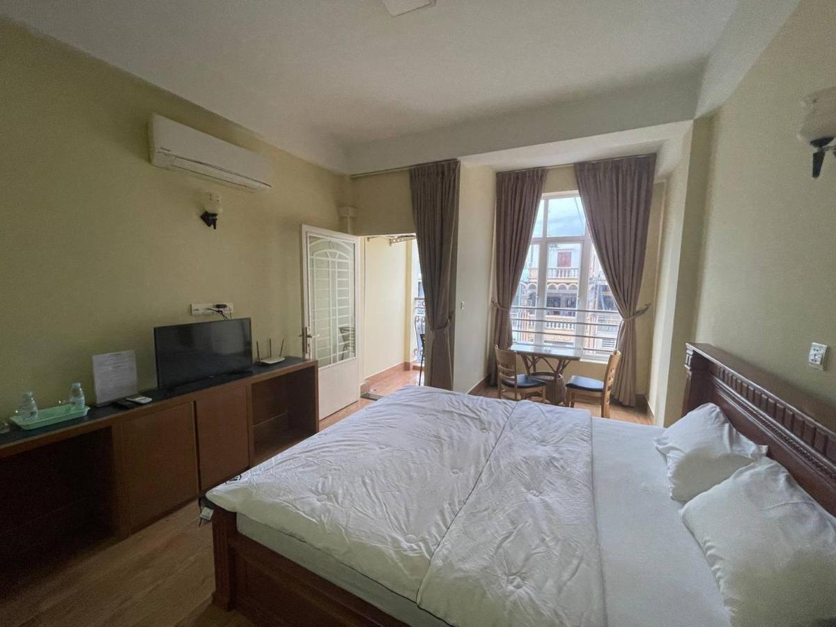Blue Sky Guest House Phnom Penh Bagian luar foto